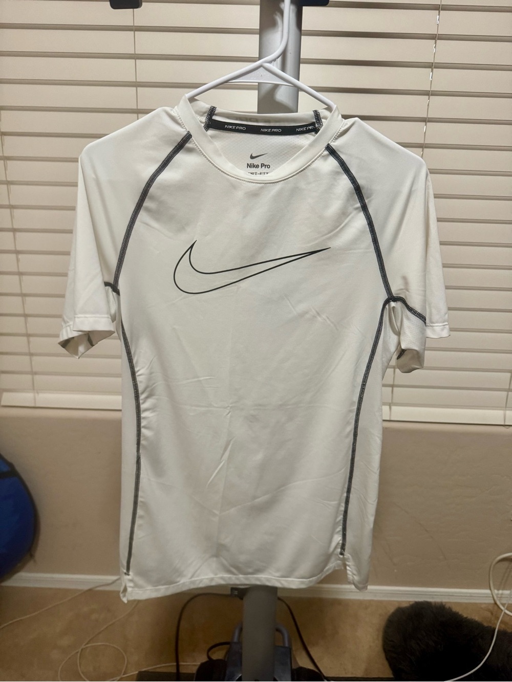 Nike Men's White Short-Sleeve Swim Rash Guard with Black Swoosh